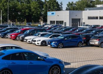 Wymiany samochodów popularne wśród Polaków [badanie]