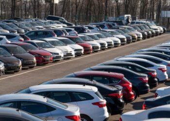 Planujesz zakup BMW lub Mercedesa? Zweryfikuj jego przeszłość