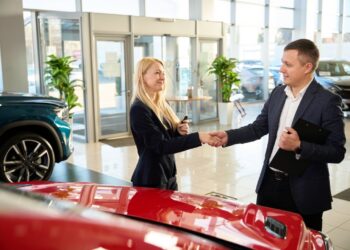 W 2024 r. padł rekord rejestracji aut – raport OTOMOTO