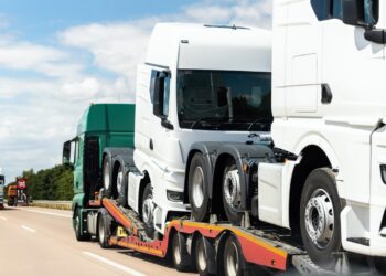 Przewoźniku, uważaj na zmiany opłat drogowych w Polsce i Europie