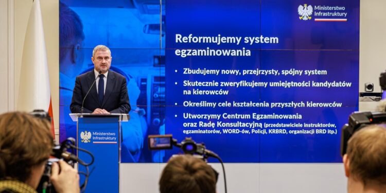 Startuje reforma systemu egzaminowania kierowców